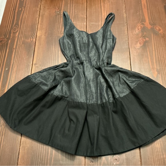 Adorable Gap Denim Dress - Picture 10 of 16